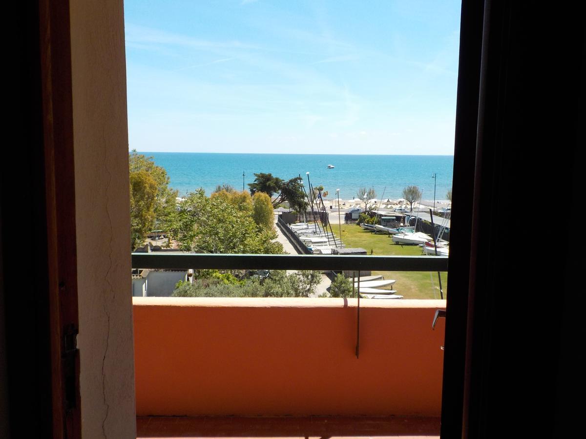 Hotel Le Pleiadi San Felice Circeo Exterior foto